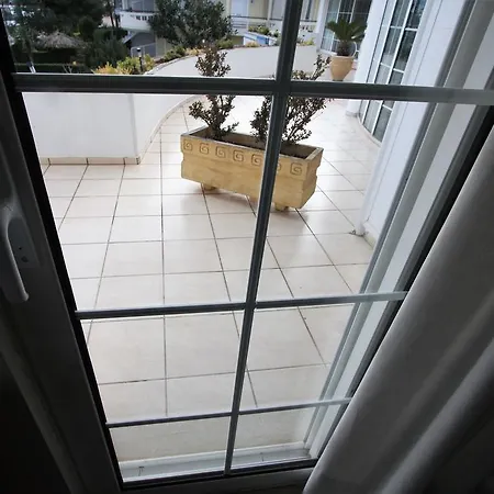 And Апартаменты Милои