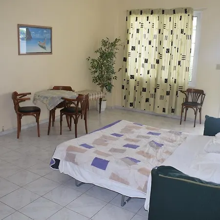 And Apartament Míloi