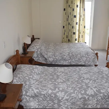 Apartment And Miloi (Argolis)